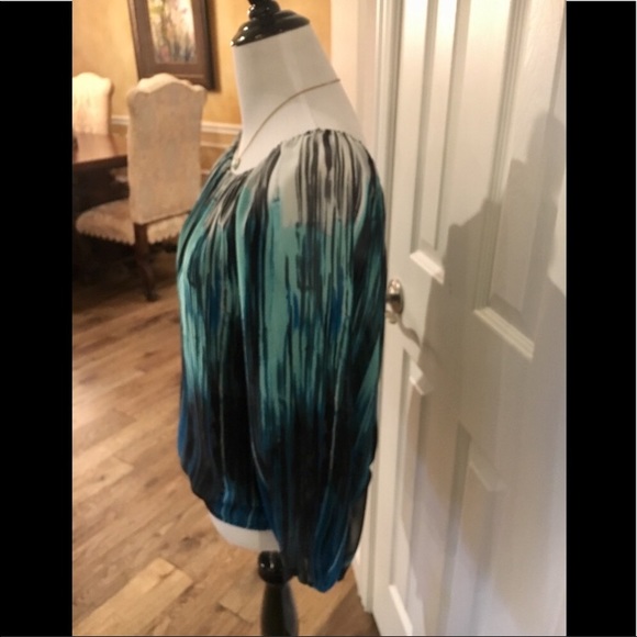 Vince Camuto Blue  brush strokes blouse - Size XS - Picture 5 of 10